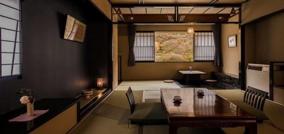 Takamiya Ryokan Beni Tozawa Exterior foto
